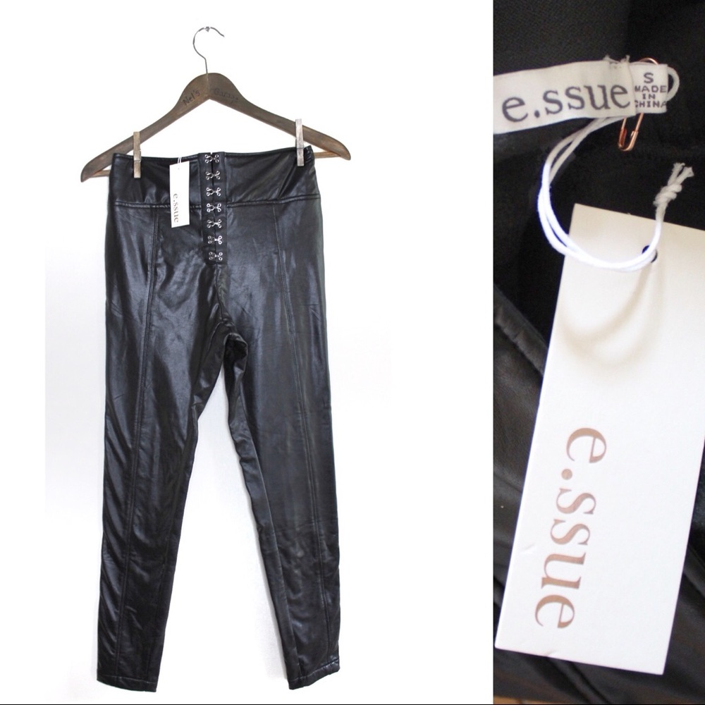 e.ssue Black Faux Leather Skinny Pants NWT Small